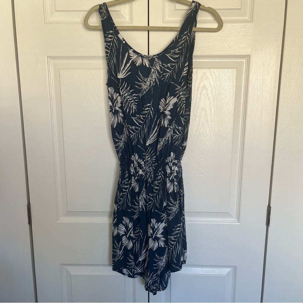 Blue and White Tropical Tie Fiji Romper Size M